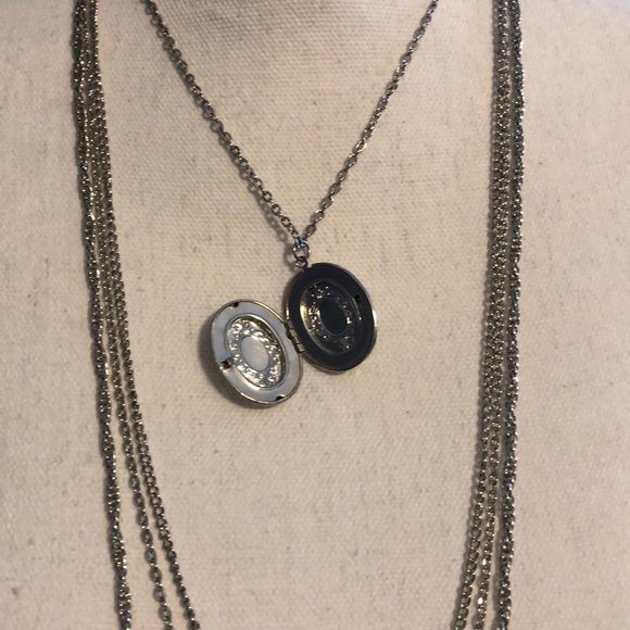 Silver tone multi chain Necklace - Picture 4 of 5